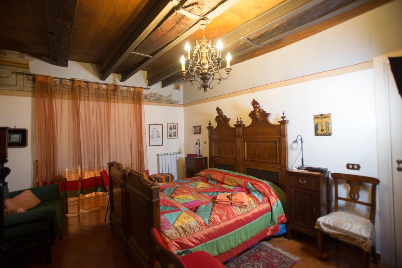 Bed and Breakfast La Via Dei Presepi Neapel Exterior foto